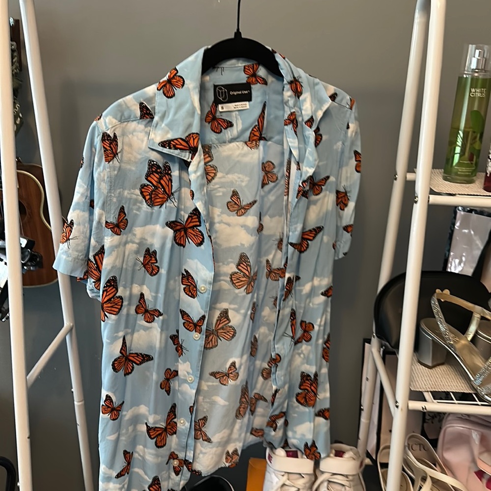 Butterfly Button Up